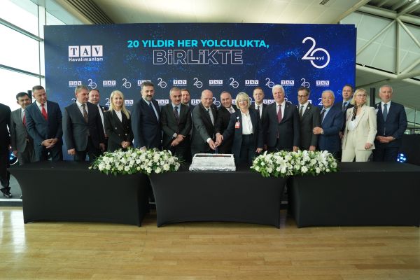 TAV ESENBOĞA’DA 20. YILINI KUTLADI